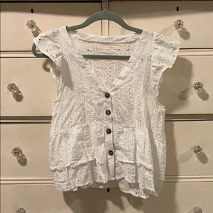 Cute spring time top!